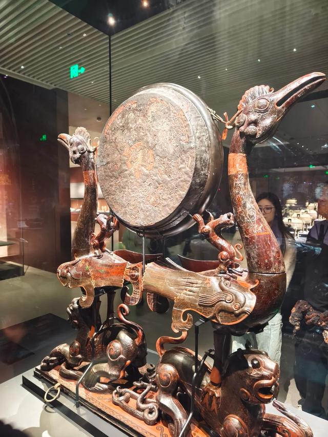 震撼的湖北省博物馆：大量青铜器，越王勾践剑，曾侯乙编钟、尊盘