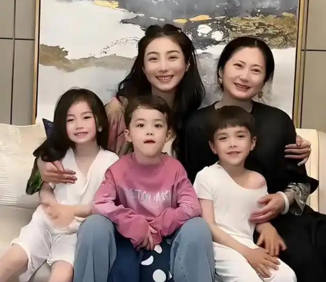 “买英国精子生三胞胎”的山东女人，7年后现状曝光：她后悔没？