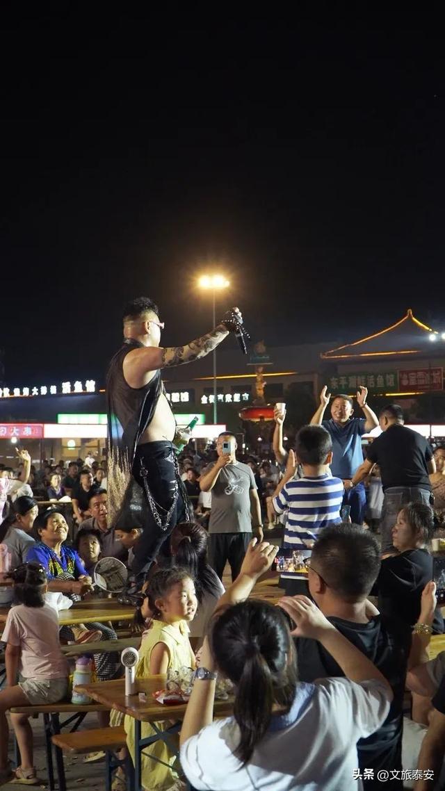 飞檐染月色，恰是不夜天！华灯织就下的大宋不夜城太美啦！