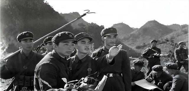 78年，谭震林怒斥汪东兴：我已经70多了，什么叫“重新做人”？