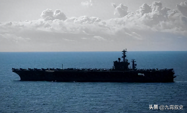 美航母在南海中邪了？30分钟坠毁2架战机，不排除遭电磁干扰失灵