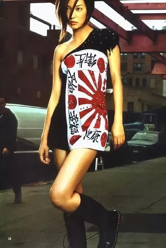 封杀四年，49岁赵薇突传消息，因胃癌去世传闻5个月前就真相大白