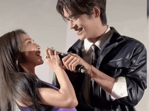 这对姐弟恋…这么甜的吗？我倒看看多好磕？