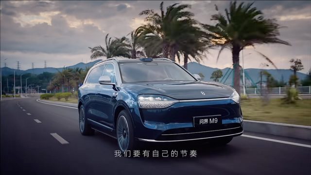 朋友圈定位越来越远，我们到底在寻找什么？