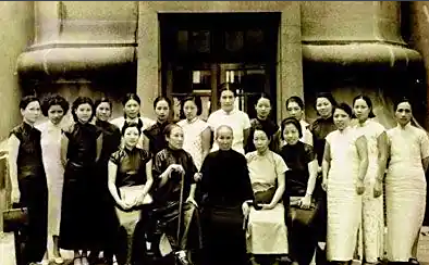 1950年蒋介石姐姐被判死刑，周总理求情无果：原来她还有另一身份