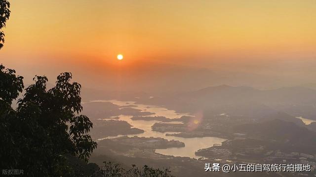 汤溪古镇攻略｜700 年冷门秘境！悬崖寺 + 小内蒙牧场，人少出片不挤