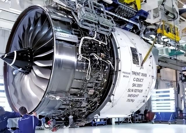 绝不向中国低头！宁愿裁员9000人公司破产	，也不接受中国的帮助？