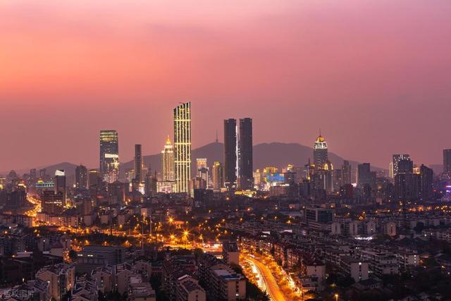 江苏适合定居的城市，不是南京和苏州，而是这座新一线小城