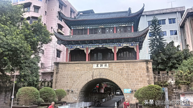 四川名字自带霸气的县，实力稳居省内前列，是著名“反骨仔”县