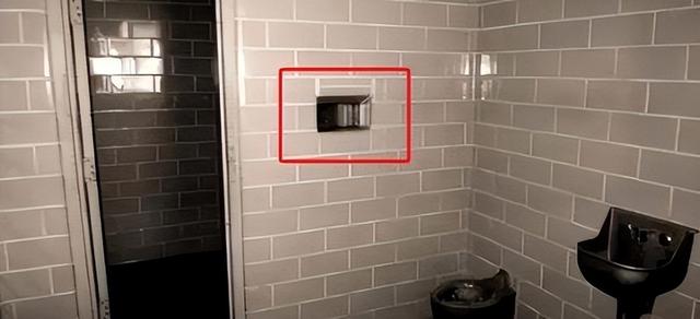 中国第一监狱：关的几乎全是高官，为防止泄密，牢房内有特殊布置