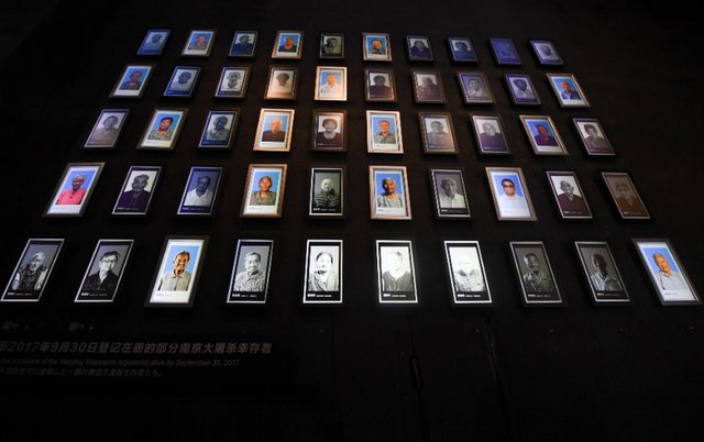 美国网红夫妇哭着走出南京大屠杀遇难同胞纪念馆！海外网友炸了！