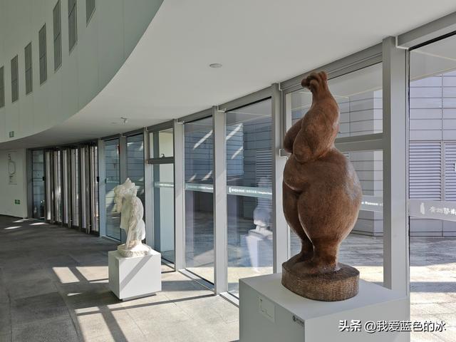 参观广州艺术博物院！它的独特岭南风格和现代美感成为广州新地标