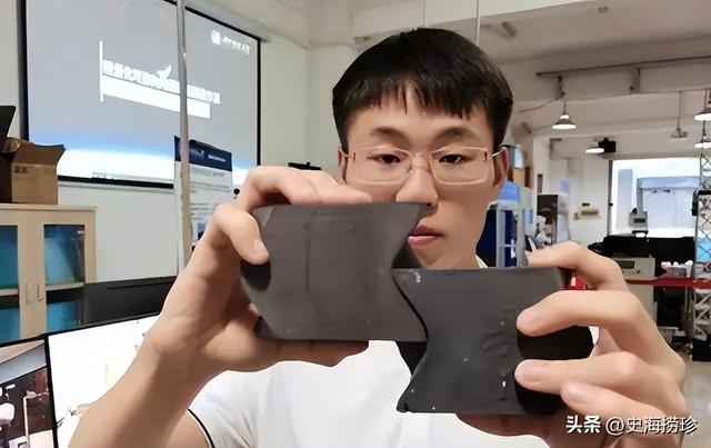 我国研发出月壤砖，准备在月球盖房子，月球基地已不再遥远！