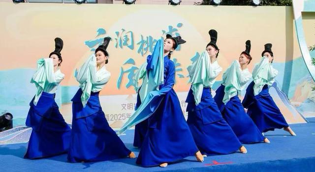 “文润桃浦、质美未来”：桃浦镇中秋季主题游园活动精彩纷呈