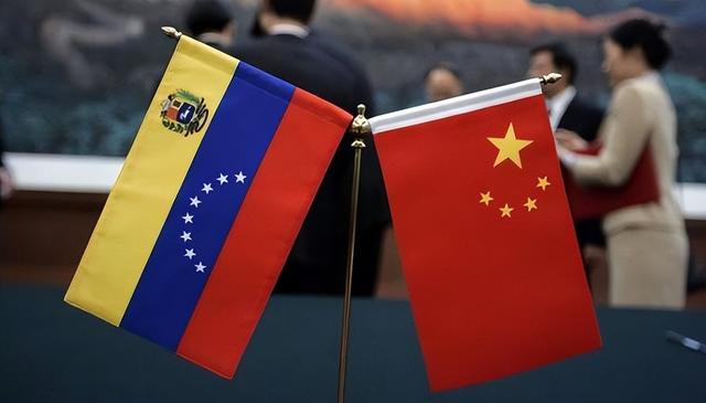 美军突然大举压境，一场大战在所难免？中国火速下场为老伙计撑腰
