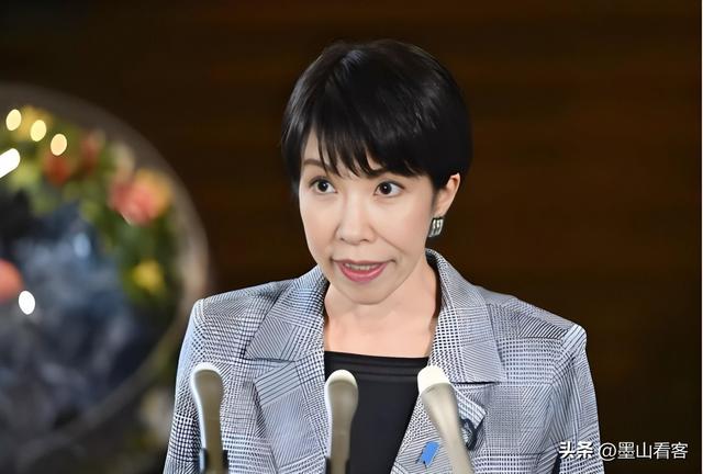 高市坚持硬碰硬，拉拢12国强援遏华，免费提供武器，法国突然发声