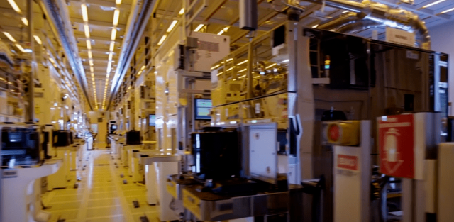 吃中国饭砸中国碗！安氏半导体70%靠中国加工，转头却诋毁污蔑咱