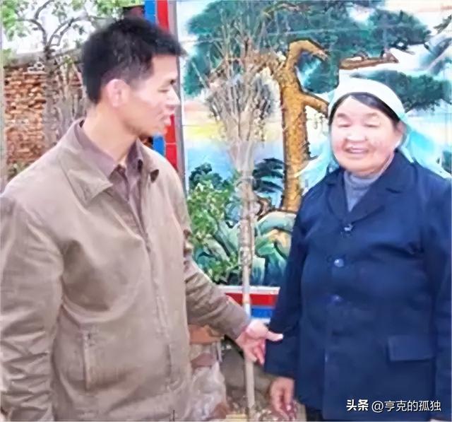 山东1男子为救患癌母亲，走15省寻得150个方子，3年后医生傻眼了