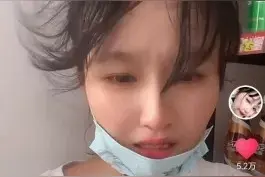 超市老板娘穿着“清凉”后续：老板娘被打！店已关，警方再次介入图片