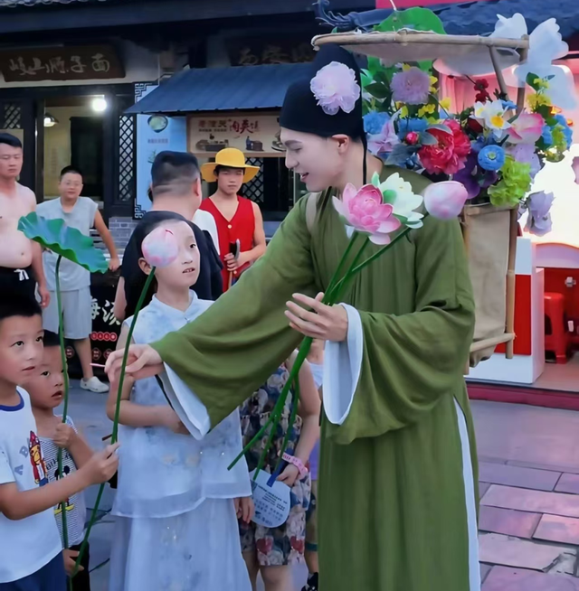 文化大餐！五馆联动，博物馆里过双节→