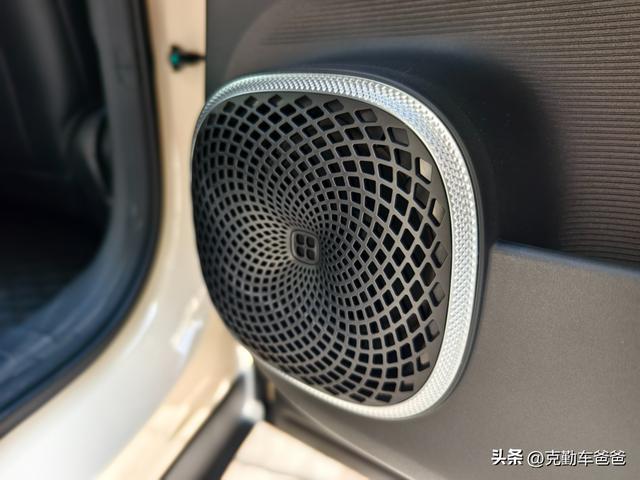 试驾4.99万京东好车，广汽埃安UT super，宁德时代巧克力99秒换电