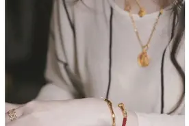 手表和黄金手镯怎么戴才更好？！图片