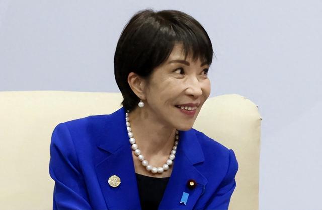 日本的最大帮手到位！高市早苗当众送中国两句话，她已经做好最坏打算，局势愈发严峻了