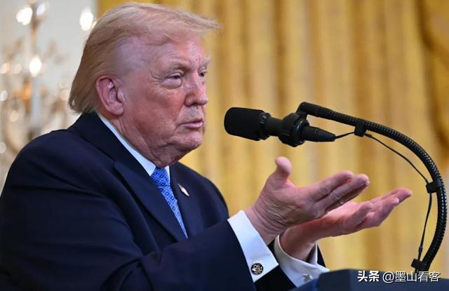 中美两军密会后仅1天，中国再次见识到了，特朗普不顾后果的疯狂