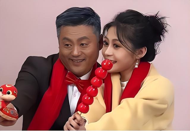 宋晓峰女儿被曝在三亚点男模！吃干抹净不付钱	，老父亲的脸丢尽了