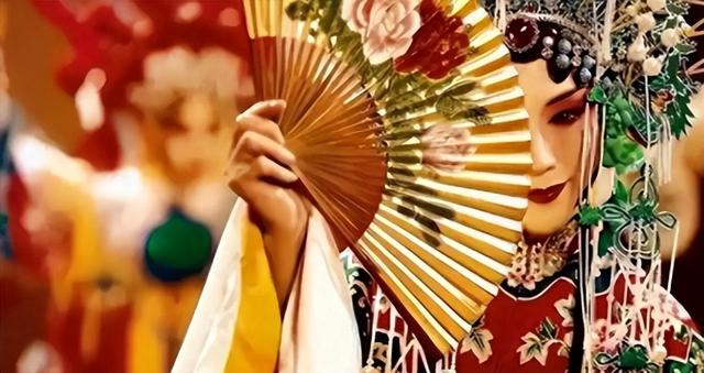 这一次，47岁的"跳梁小丑"李玉刚，如今已彻底走上了另一条道路