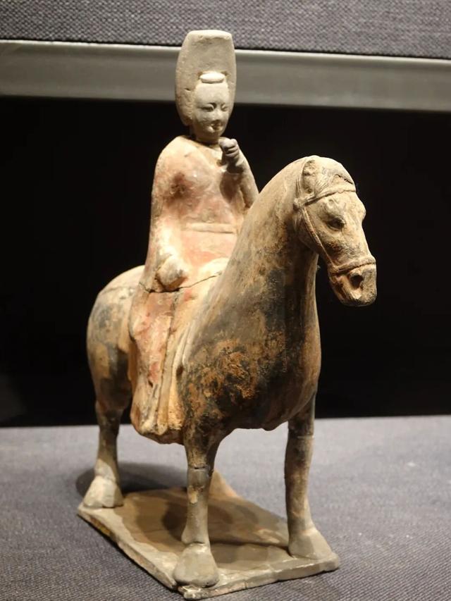 河北磁县，北朝考古博物馆笔记，迷你兵马俑和1：1复制的皇帝墓