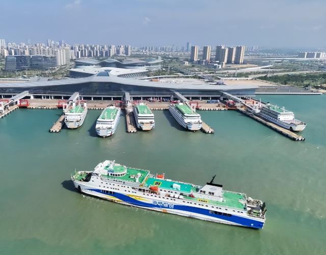 新加坡总统：中国不要自给自足，海南封关将会砸了新加坡的铁饭碗