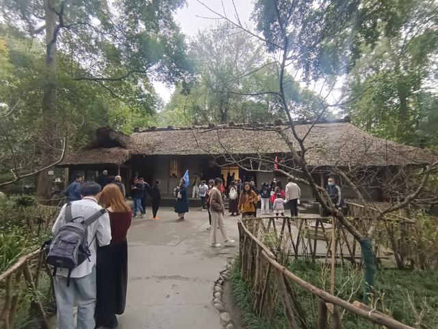 蓉城漫记：在诗与烟火里邂逅成都