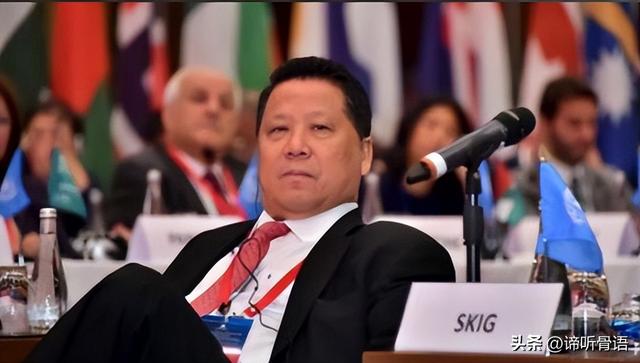 美方扶持的4位中国富豪开始露头了：在华疯狂捞金，扭头捐给美国