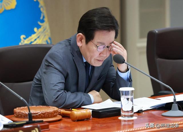 李在明痛批反华集会，这不是言论自由是闹事，免签你会去旅游吗？