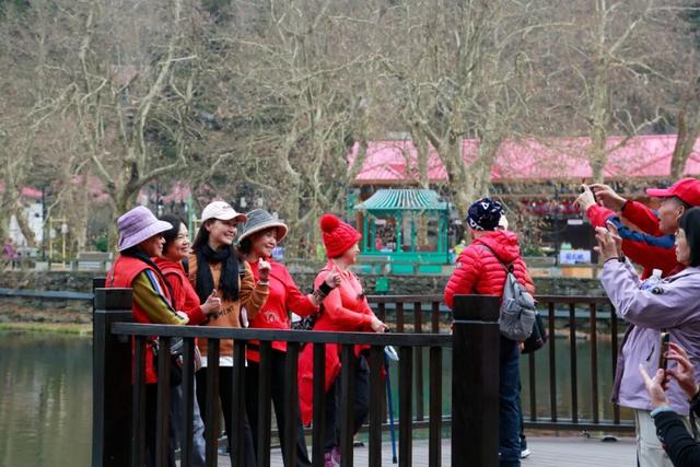 自然人文美景扮靓庐山初冬