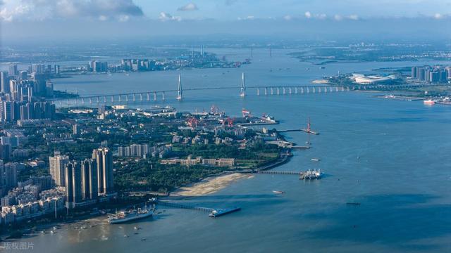 为啥北方人喜欢去北海过冬而不去湛江？实话实说，两地差距真不小