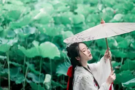 我，练习八段锦10年，这是1-8式最完整详细的呼吸和练习步骤分解图片