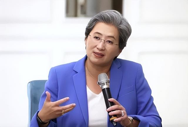 比“芯片断供”还可怕！美国芯片专家中大多是华人，她是顶尖大佬