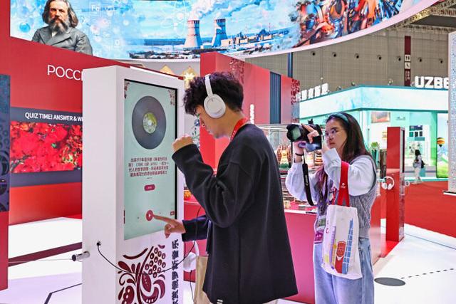 透过进博会窗口 看见美美与共的世界