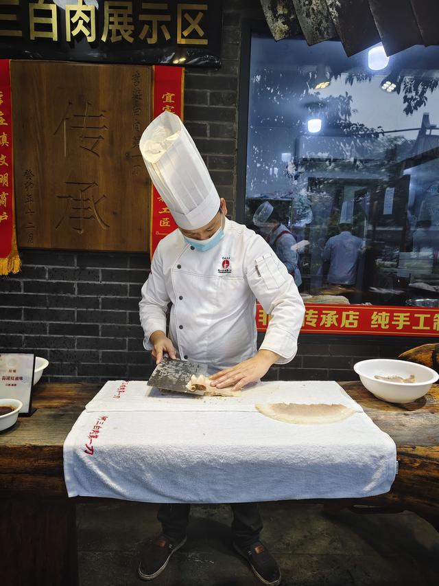 南行漫记：和宜宾握手再见，到李庄古镇打卡，今天跑到贵州