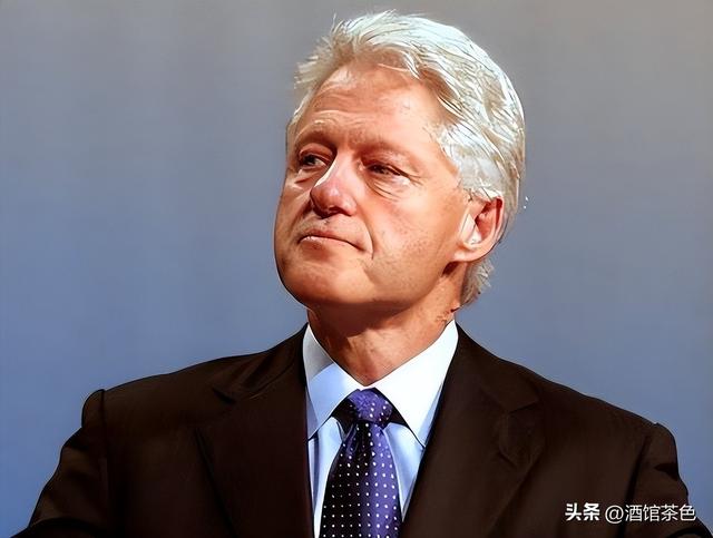 52岁莱温斯基风韵犹存！说到克林顿哽咽含泪，22岁犯的错代价太大