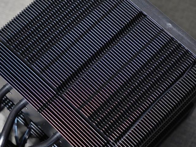 8G显存是原罪，还是光追来背锅？RTX5060金属大师对比评测
