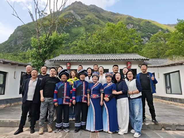 立夏初启 恰逢归期 云屏山水不负相逢
