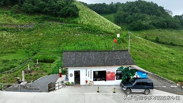 长！阳“云中凉都”火烧坪：高山“凉资源”催生避暑“热经济”