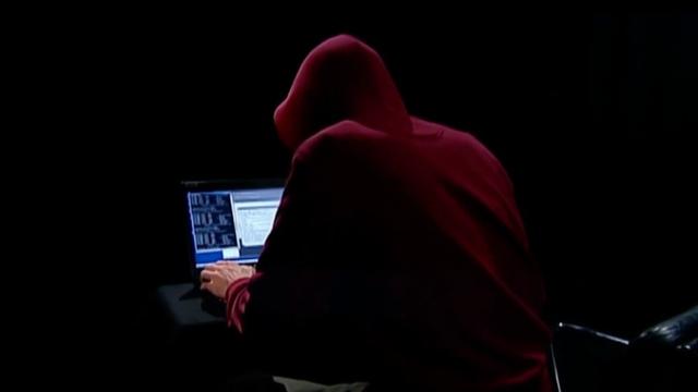 华为芯片大案14人全判刑！偷走9亿研发成果，公司被强制解散！