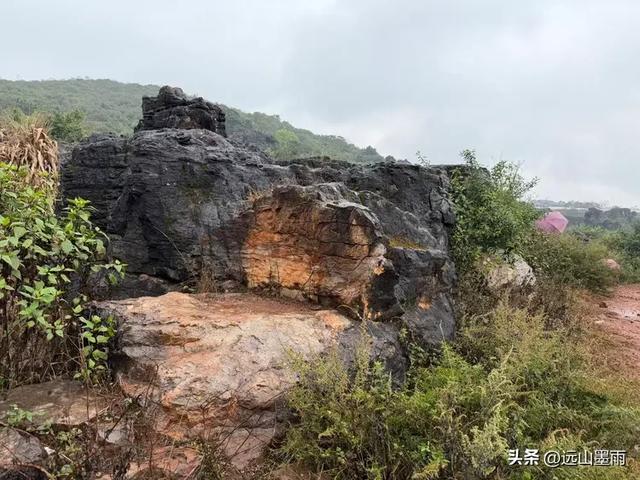 徒步石林蓑衣山、赏水上石林,遇降雨淅淅沥沥,收获特别的体验