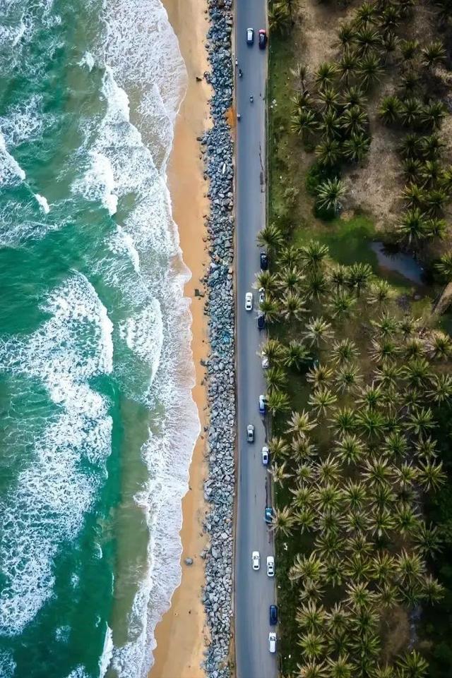 国内自驾游最经典的27条路线，适合退休人士，争取一年走2条！