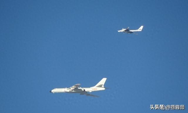 收到普京电文后，金正恩下铁令，导弹瞄准日本海，解放军强援已到