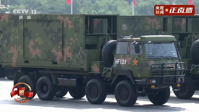 不装了！一口气看完九三大阅兵武器装备！谁说我们一个也不认识？